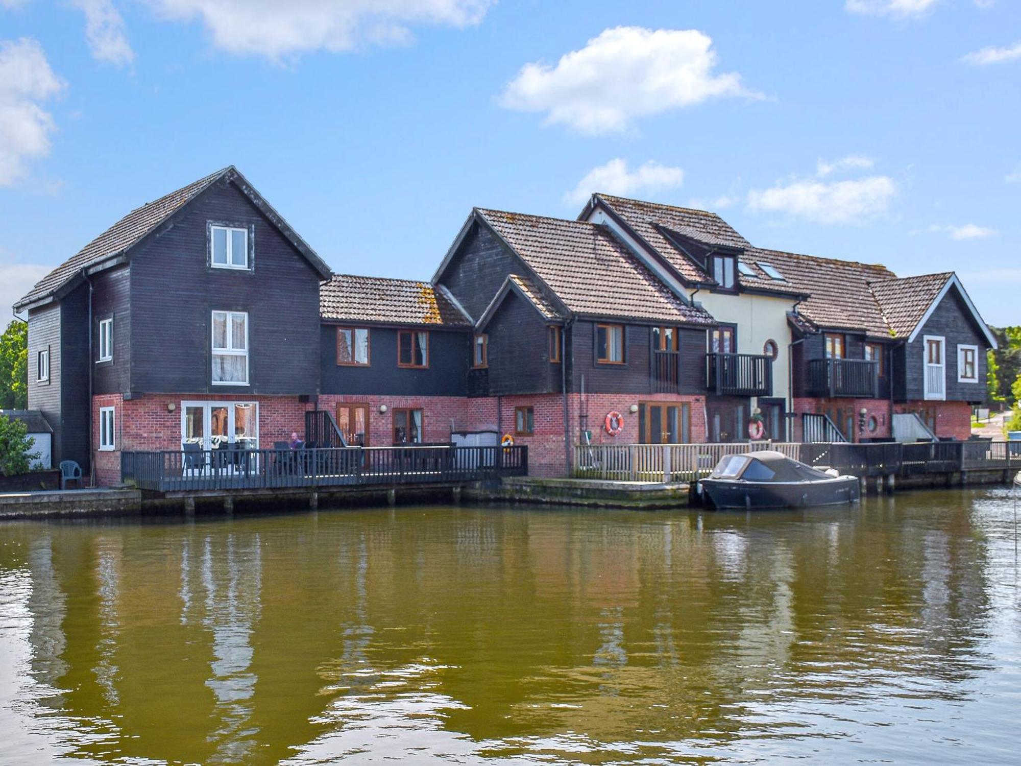 Lilys Cottage Wroxham Exterior photo